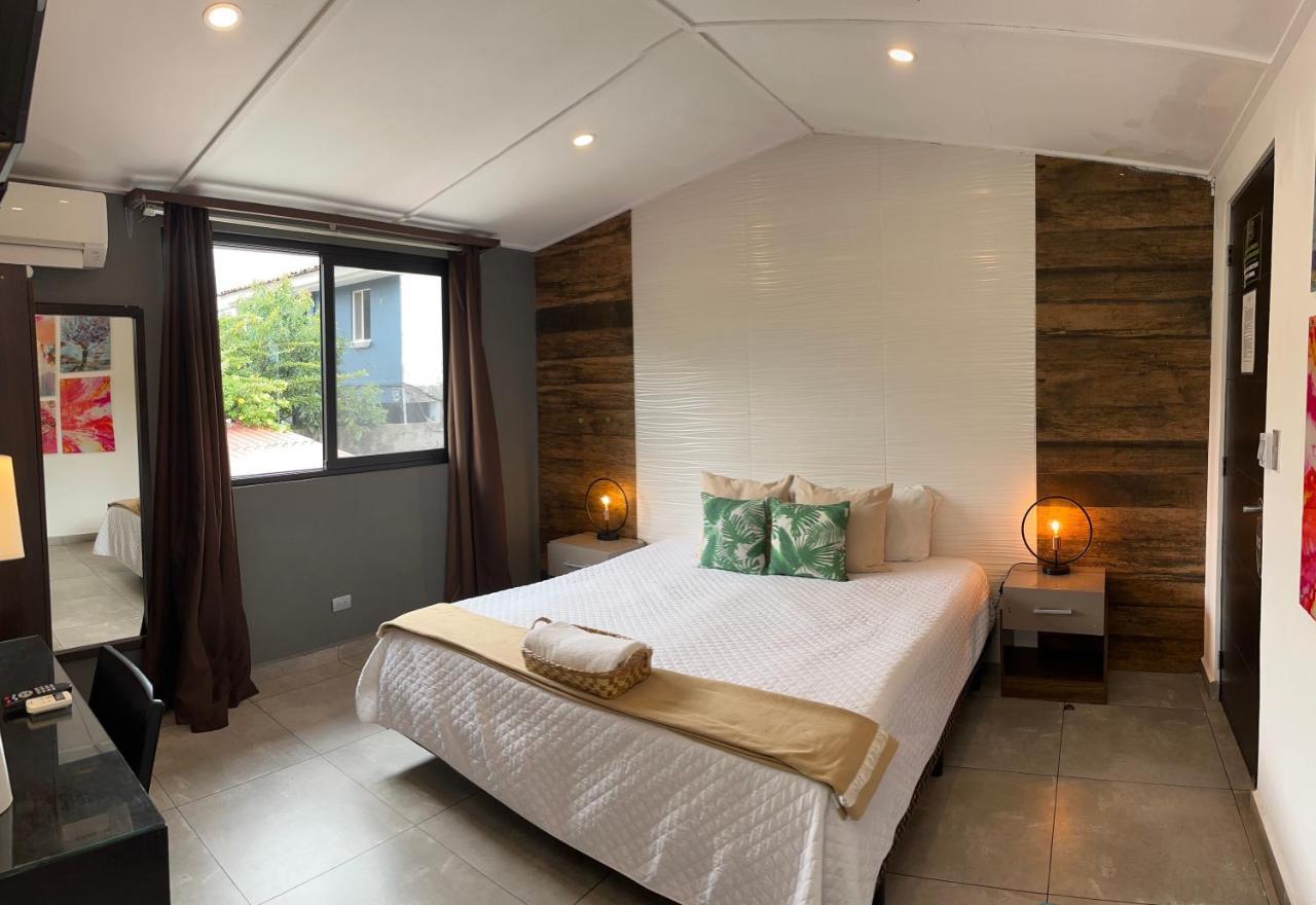 Hotel Boutique Valverde Santa Elena