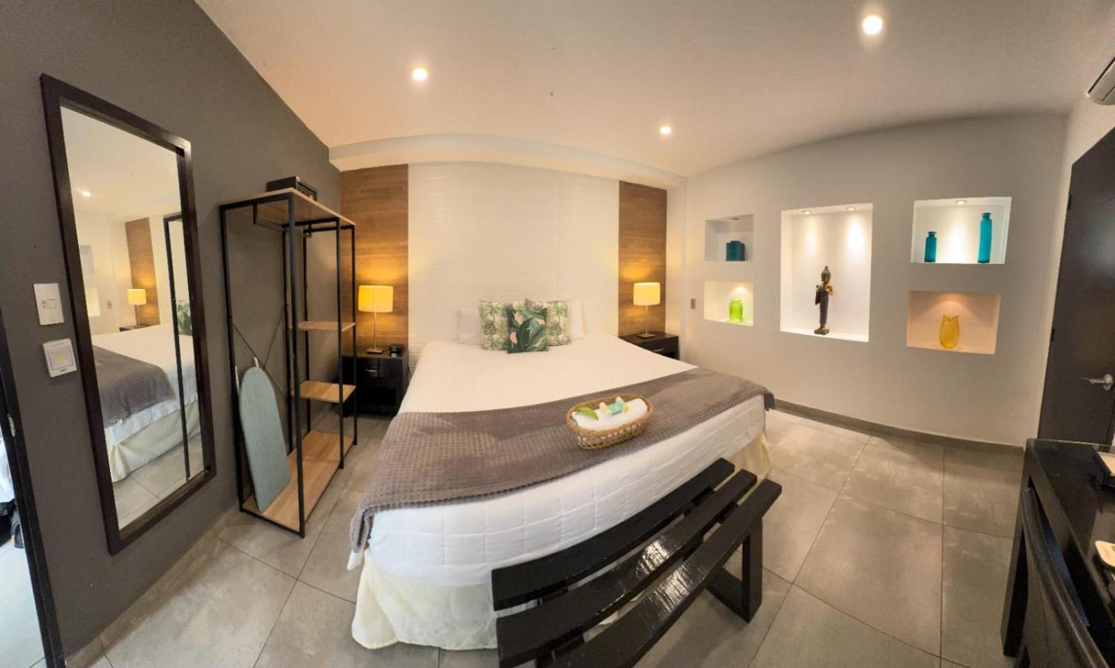 Hotel Boutique Valverde Santa Elena 3*