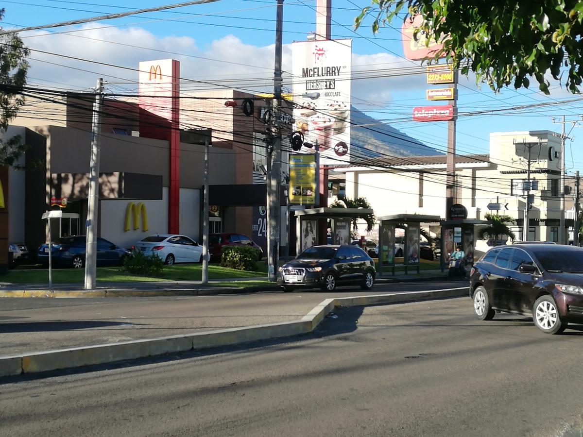 Boutique Valverde Santa Elena San Salvador